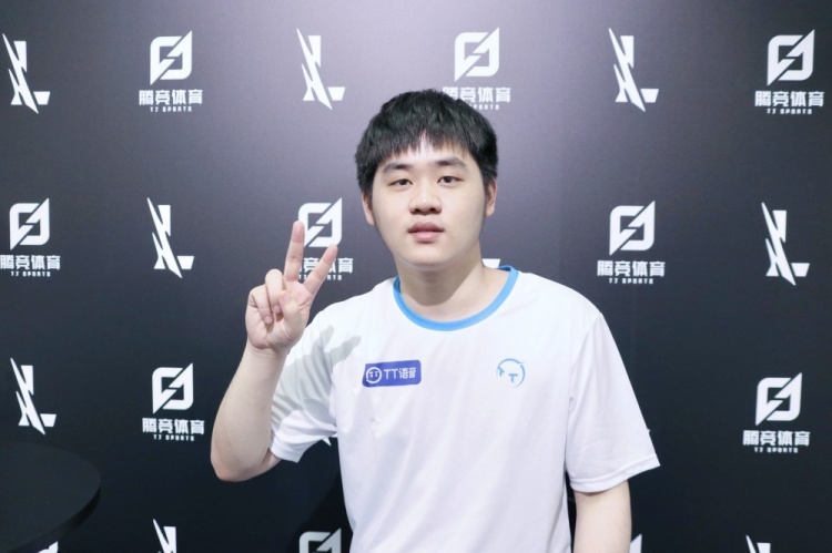 申花VS河南首发：4外援PK5外援！高天意回归，徐嘉敏、刘诚宇替补